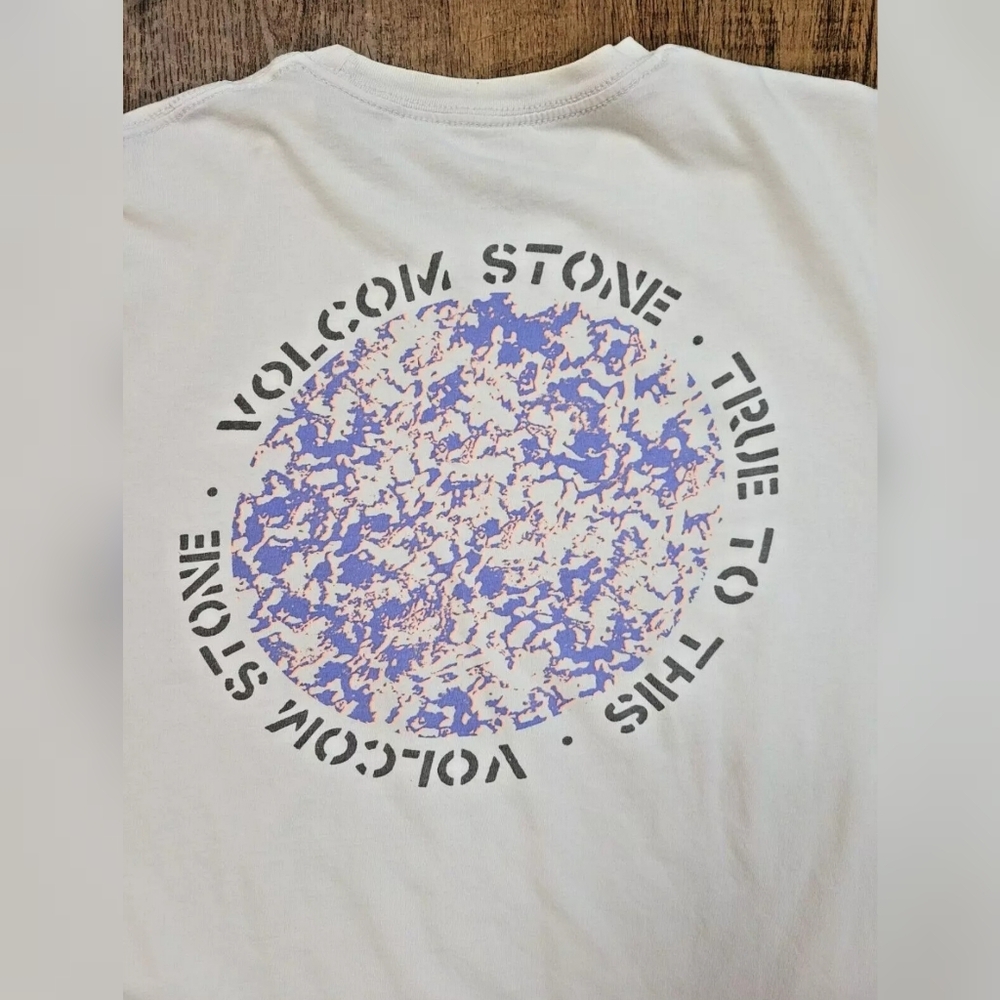 Volcom t-shirt - Picture 9 of 9